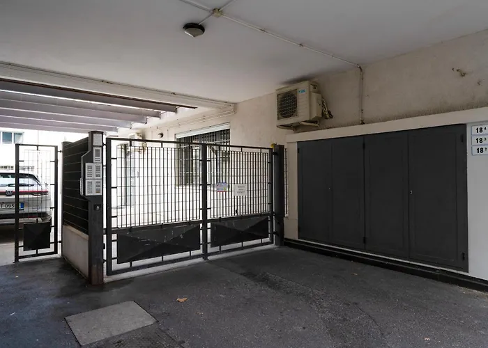 San Pier Tommaso Living Apartament Bolonia